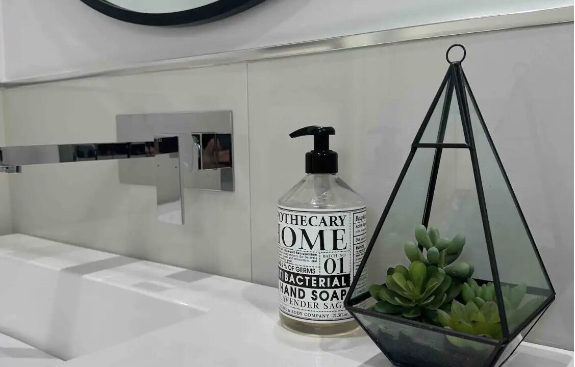 Photo of Bathroom in Lake Ridge