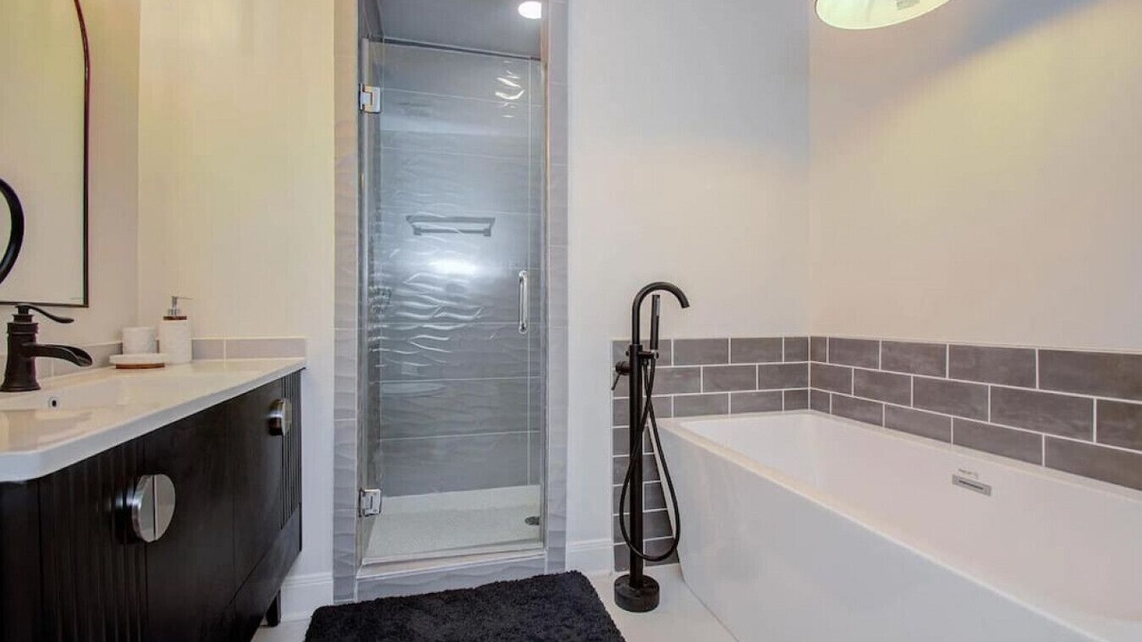 Photo of Bathroom in Jersey Village