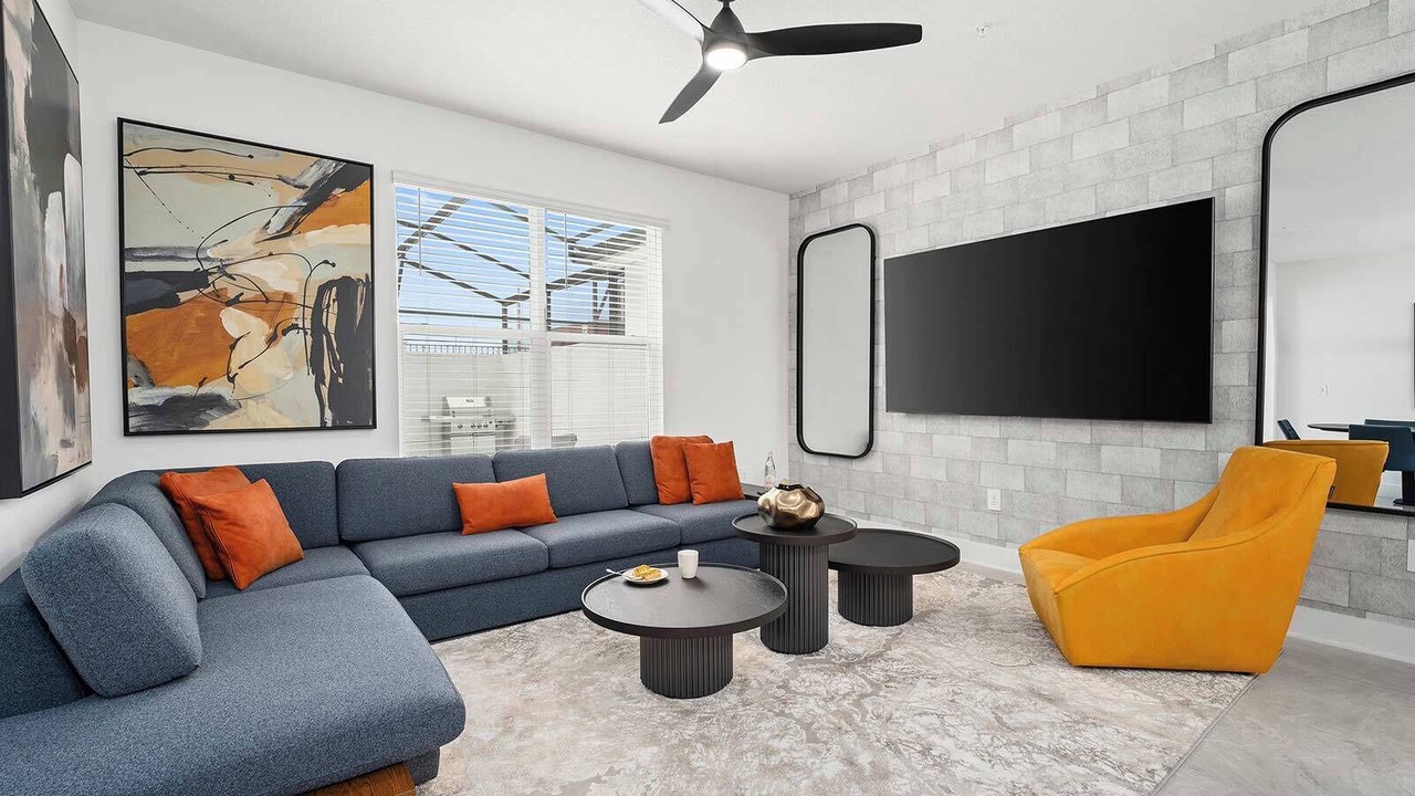Photo of Livingroom in Florida Center