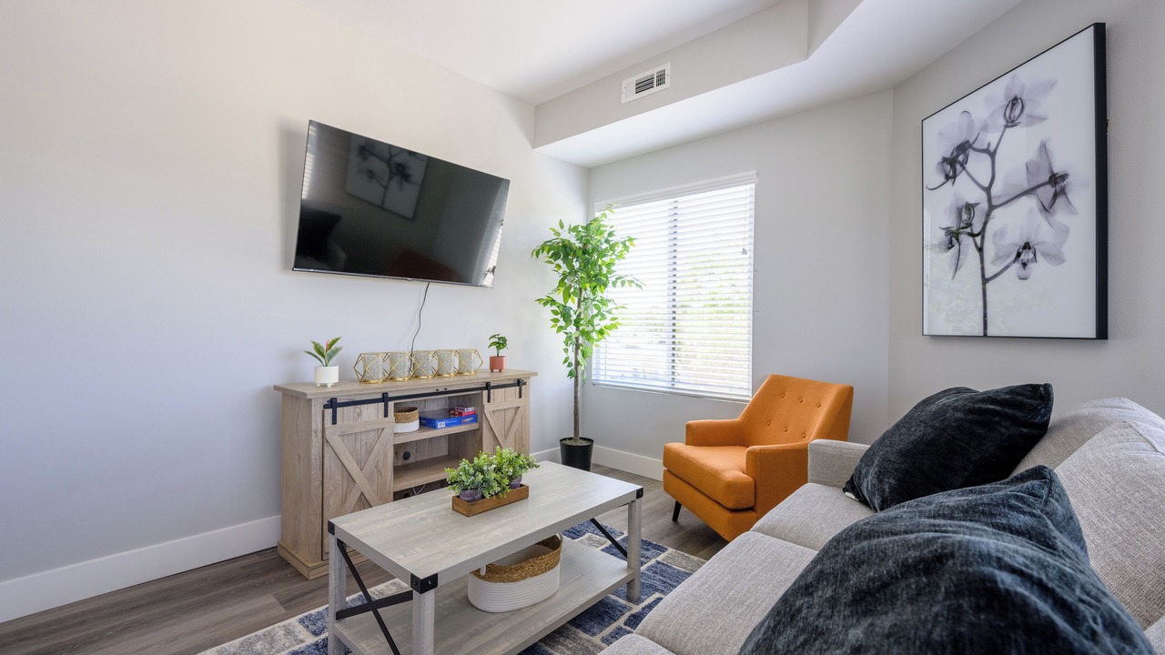 Photo of Livingroom in Campbell