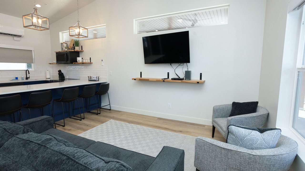 Photo of Livingroom in Monroe