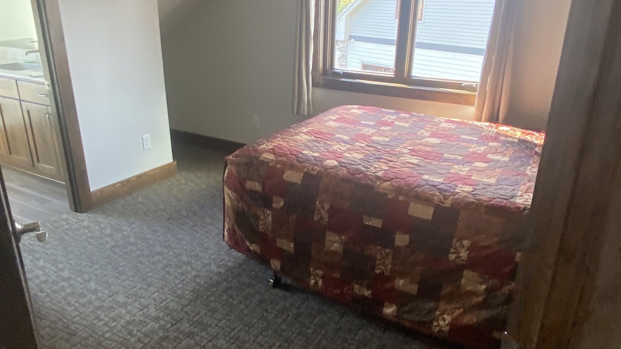 Photo of Bedroom in Crosslake