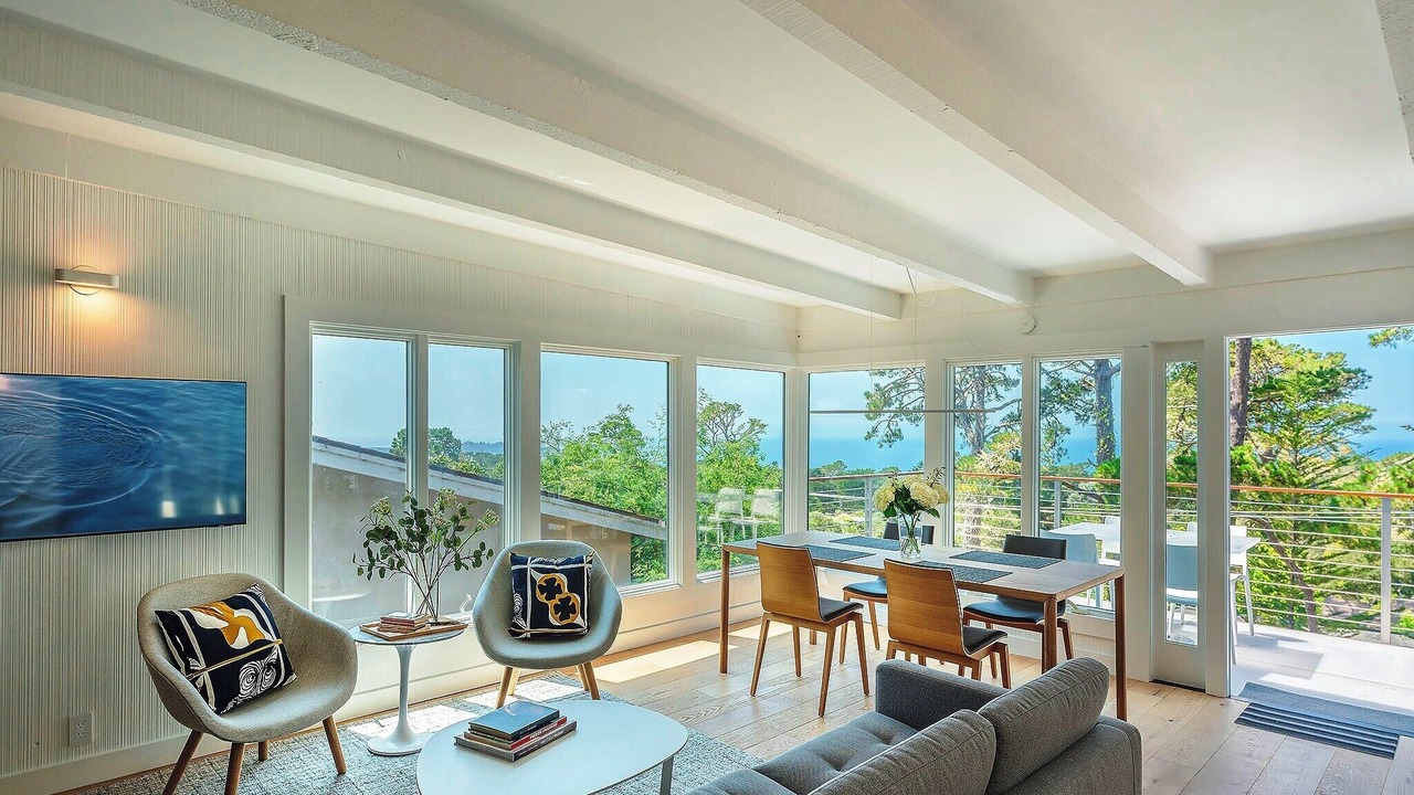 Photo of Bedroom in Northeast Carmel