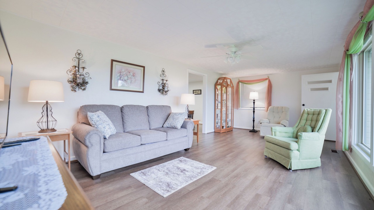 Photo of Livingroom in Jackson