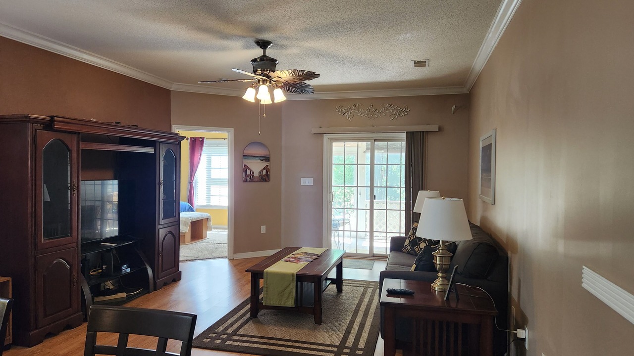 Photo of Livingroom in Surfside Beach