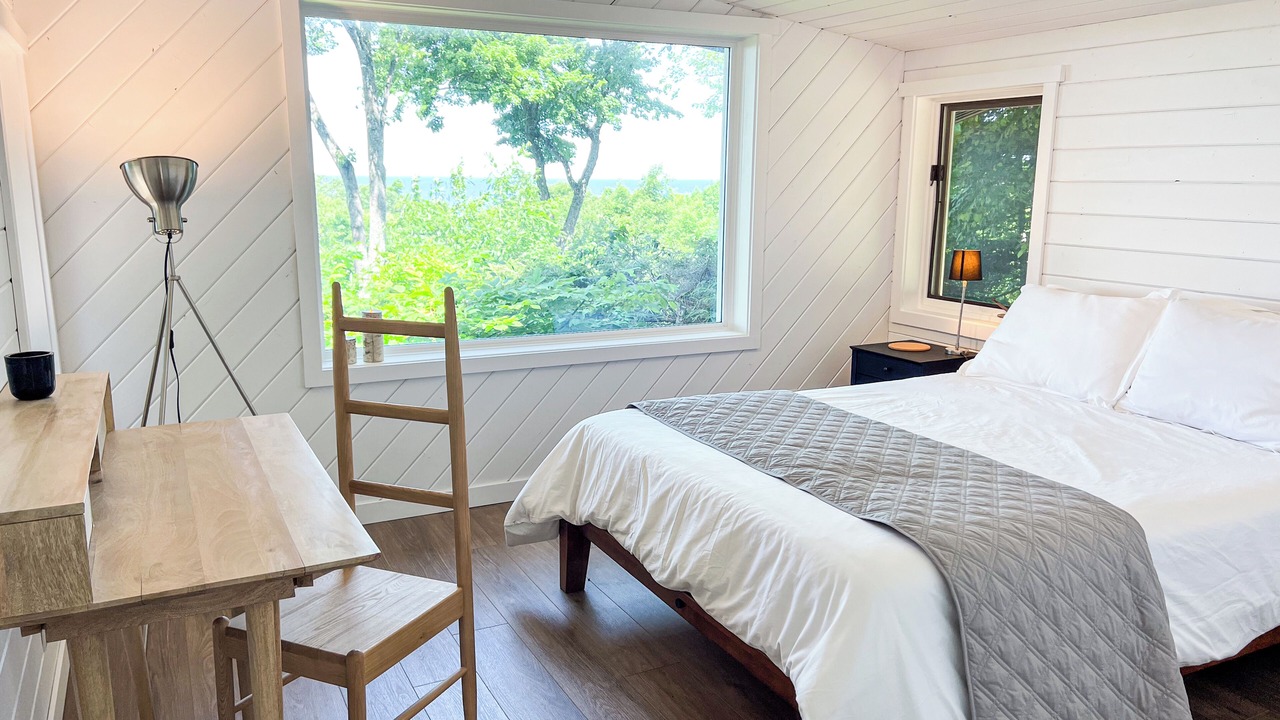 Photo of Bedroom in Harbor Springs