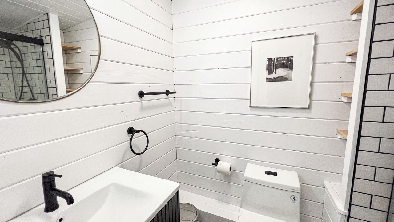 Photo of Bathroom in Harbor Springs