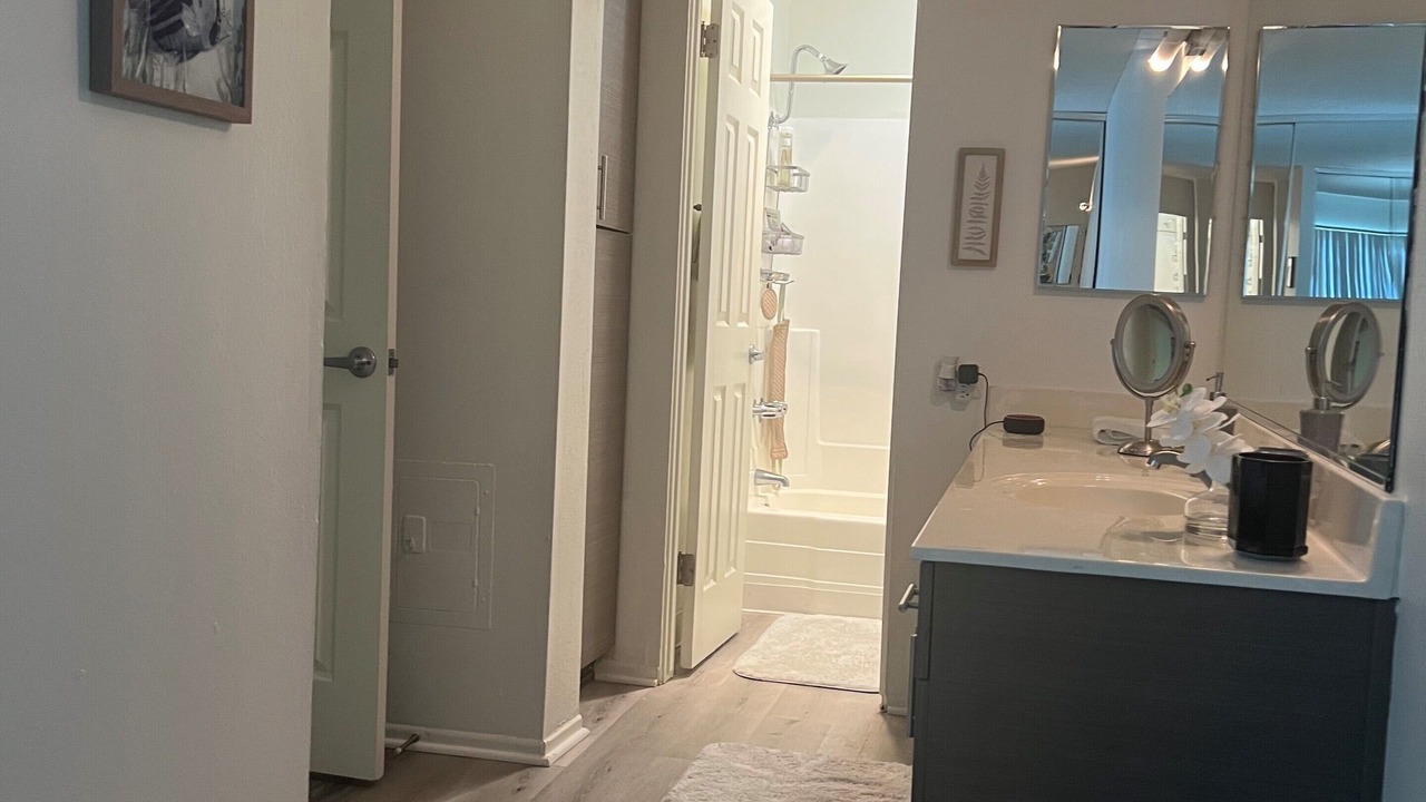 Photo of Bathroom in Santa Ana Heights