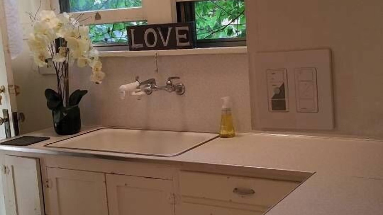 Photo of Kitchen in Downtown Klamath Falls
