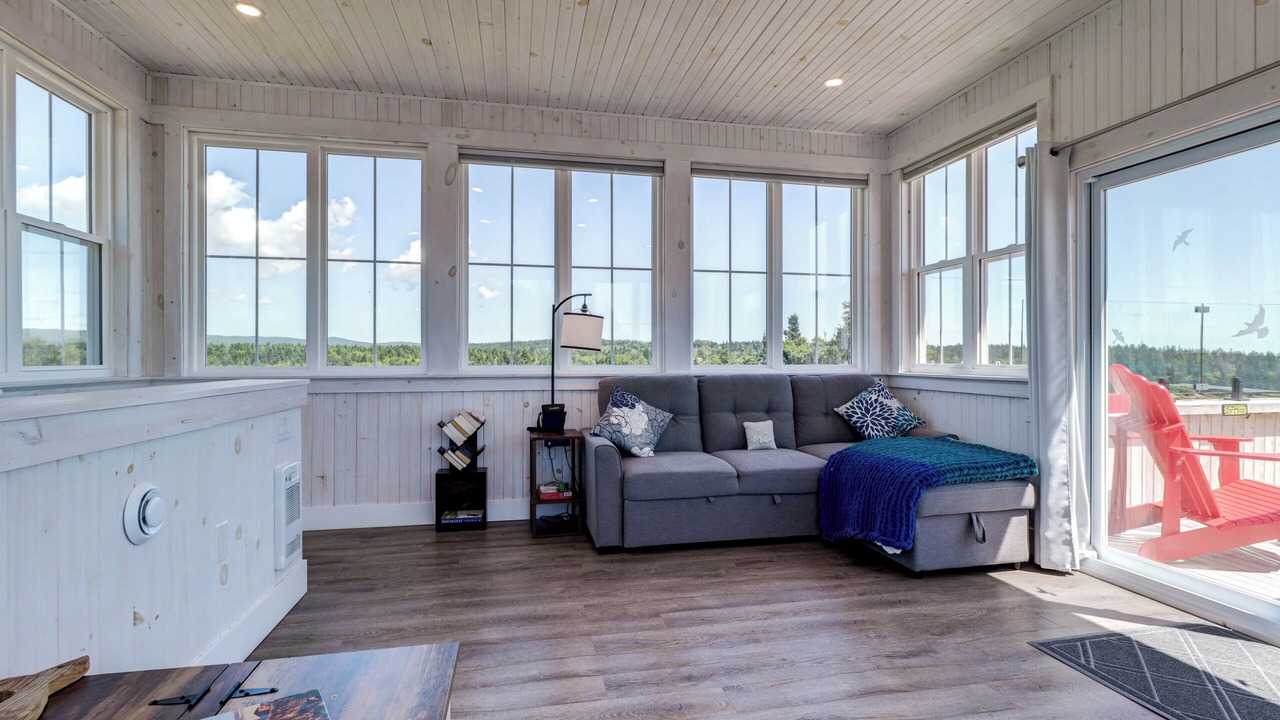 Photo of Livingroom in Bay View