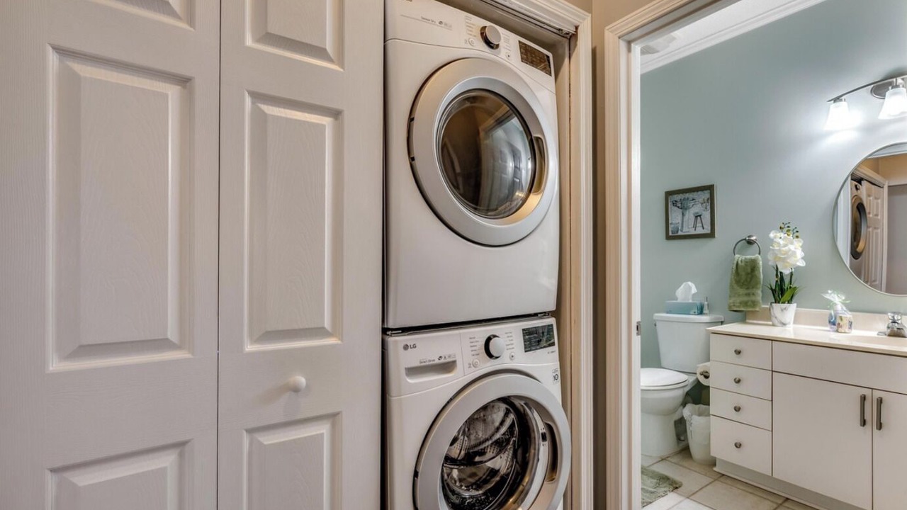 Photo of Bathroom in Red Hill