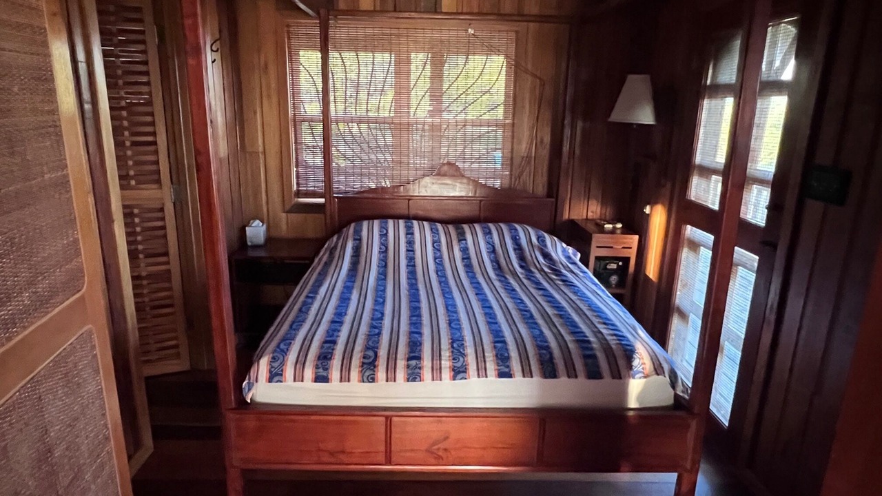 Photo of Bedroom in Gales Point