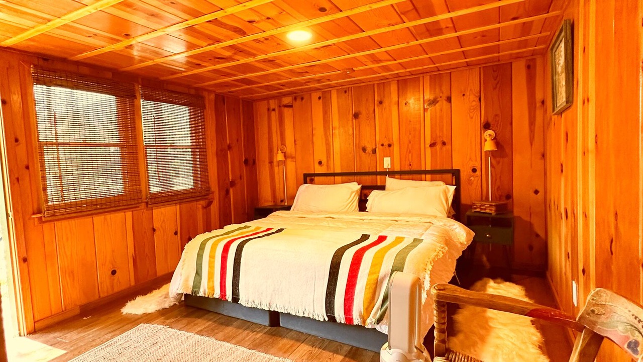 Photo of Bedroom in Bass Lake