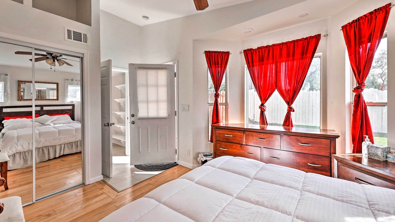 Photo of Bedroom in Lake Elsinore