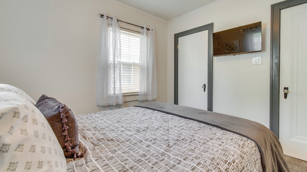 Photo of Bedroom in Springfield