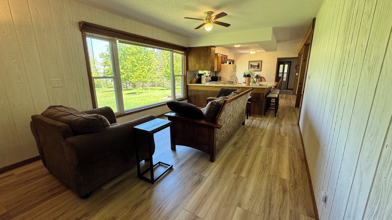 Photo of Livingroom in Richville