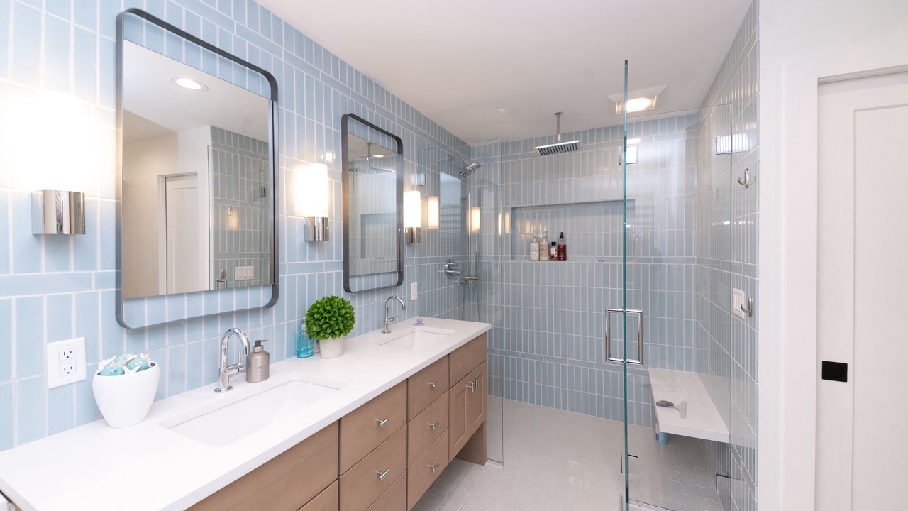 Photo of Bathroom in Lake Michigan Beach
