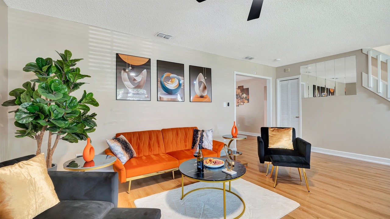 Photo of Bedroom in Lakeview Village