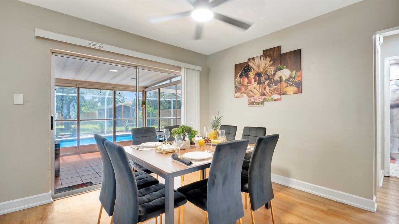 Photo of Bedroom in Lakeview Village