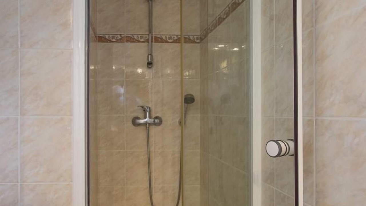 Photo of Bathroom in Praranger