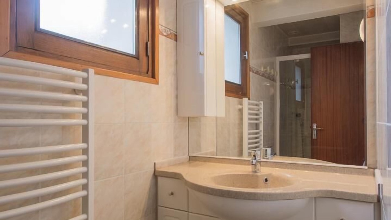 Photo of Bathroom in Praranger