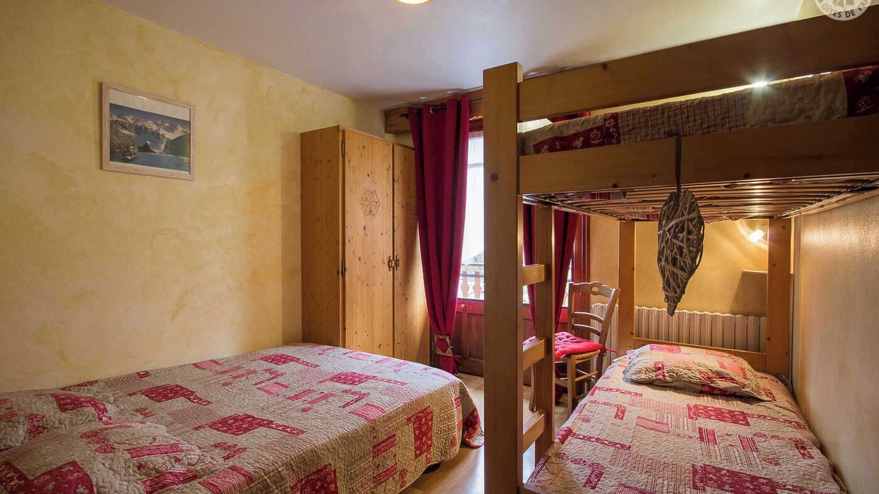 Photo of Bedroom in Praranger