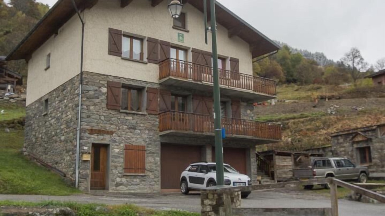 Photo of Outdoor in Praranger