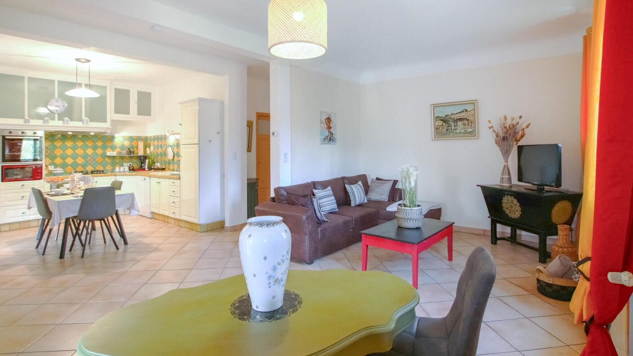 Photo of Bedroom in Eyguians