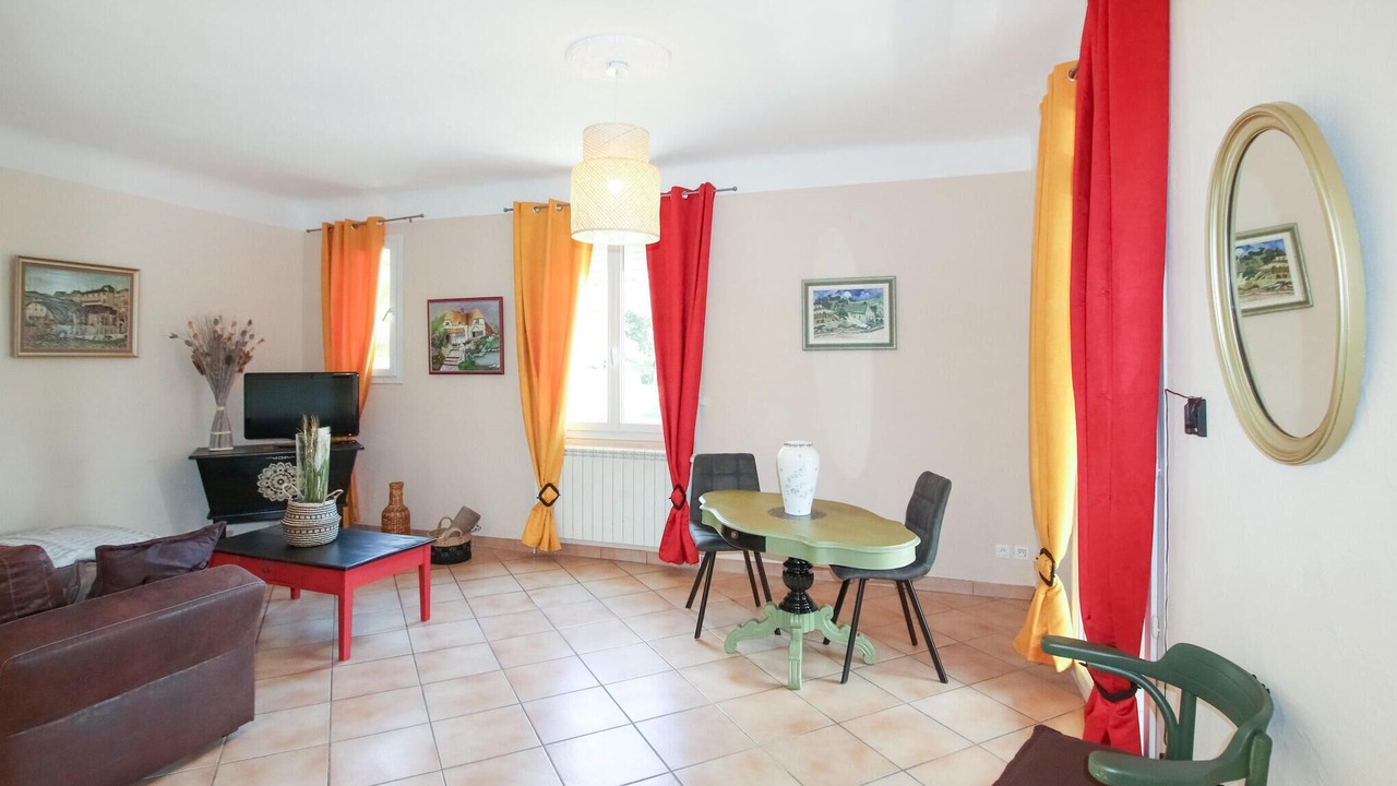 Photo of Bedroom in Eyguians
