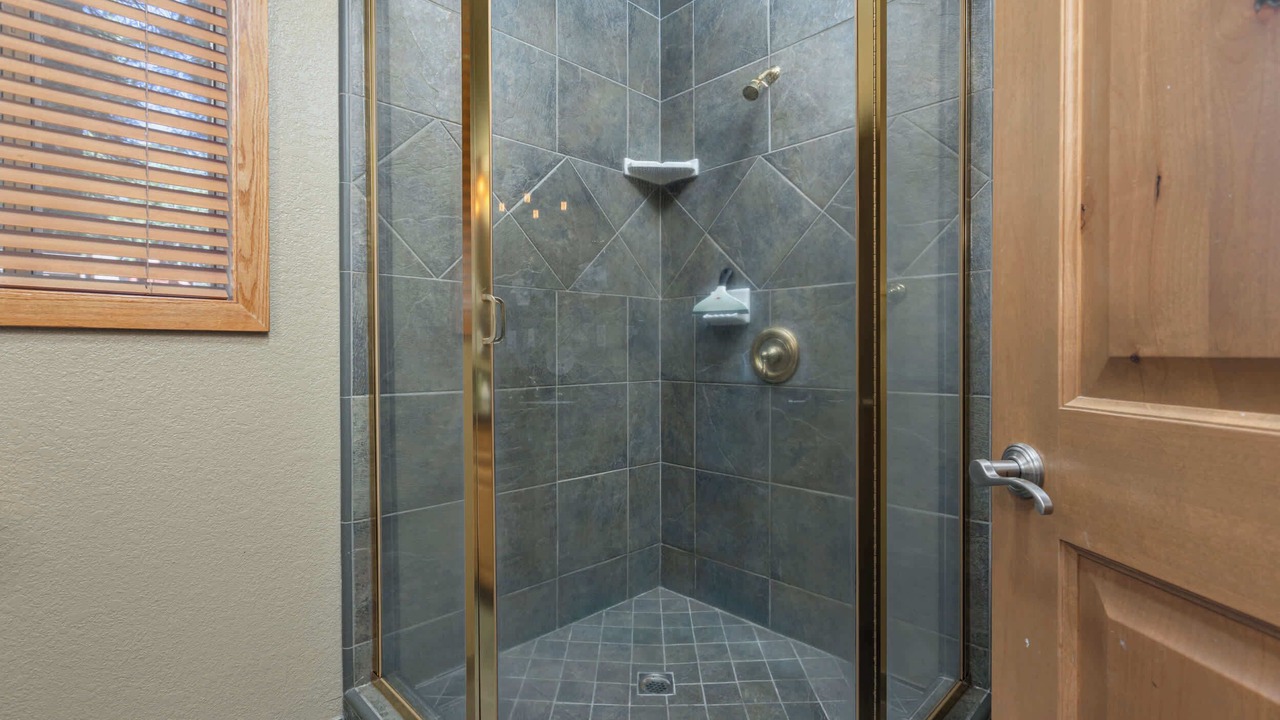 Photo of Bathroom in Granite Ridge