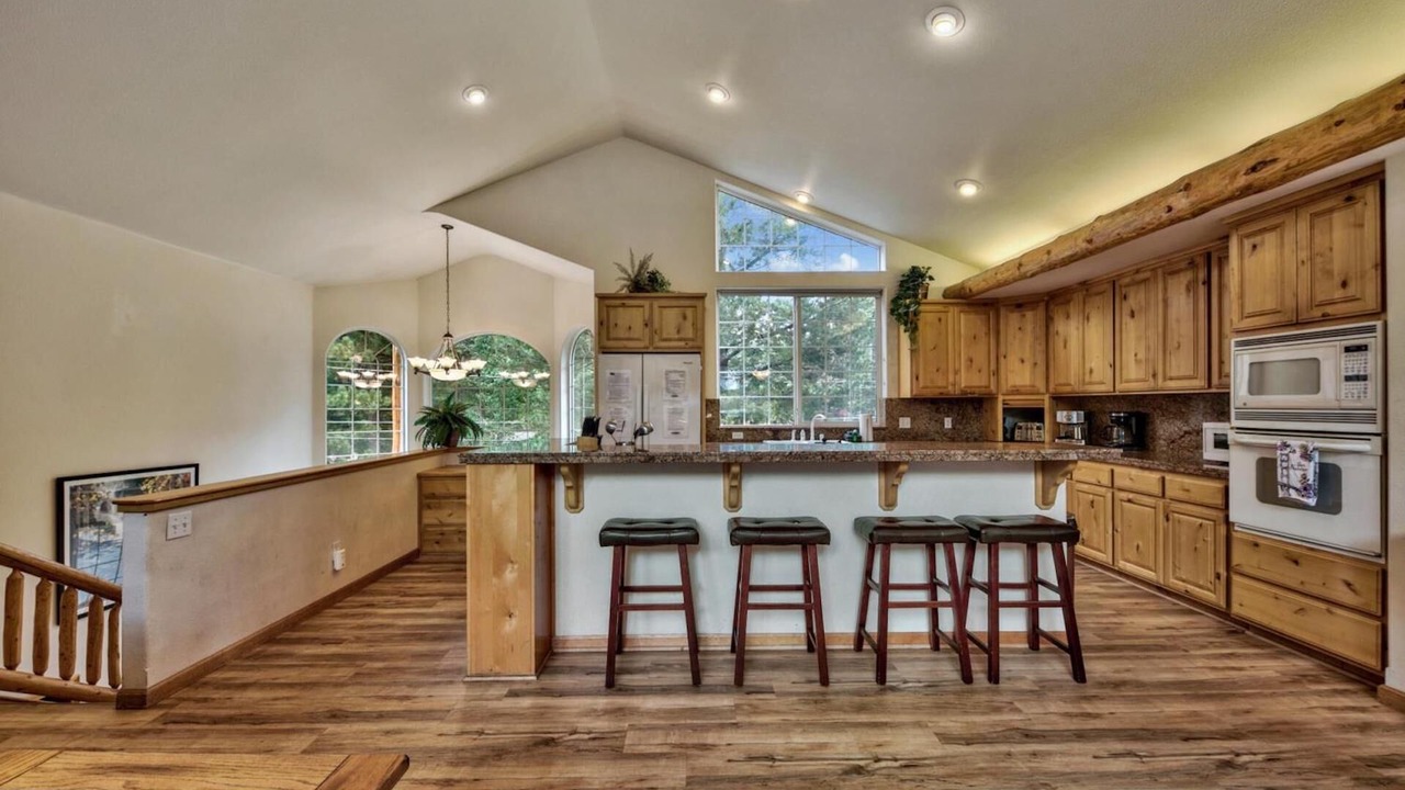 Photo of Kitchen in North Upper Truckee