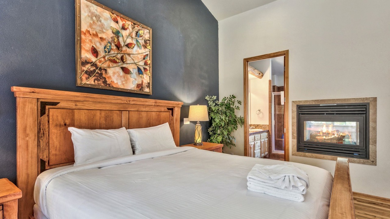 Photo of Bedroom in North Upper Truckee