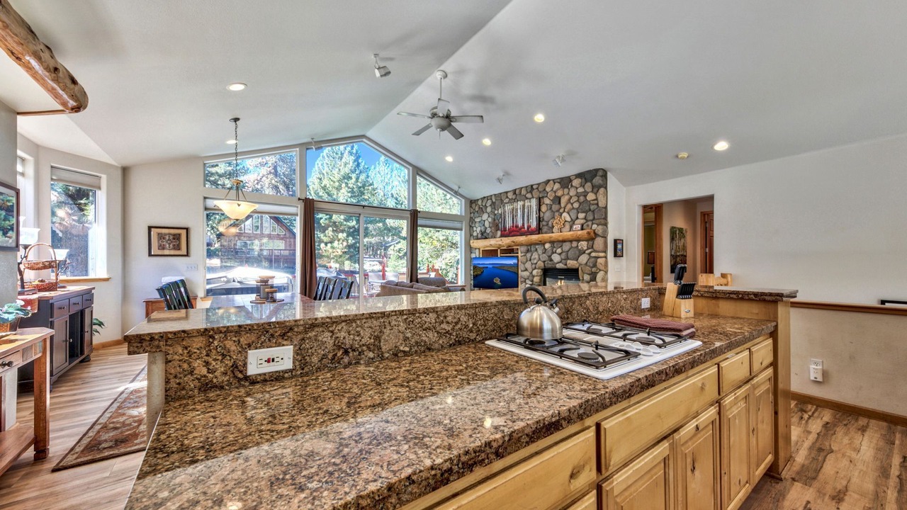 Photo of Kitchen in North Upper Truckee