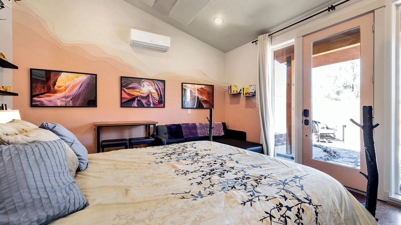 Photo of Bedroom in Virgin