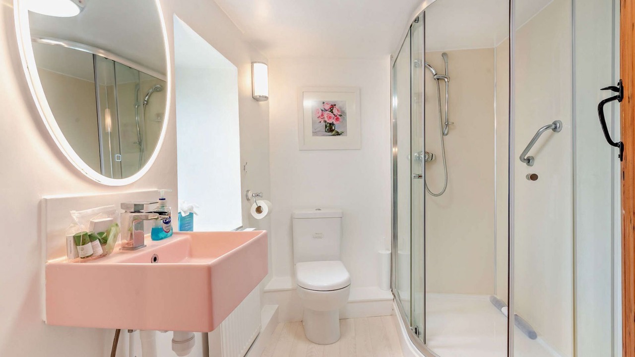 Photo of Bedroom in Tetbury