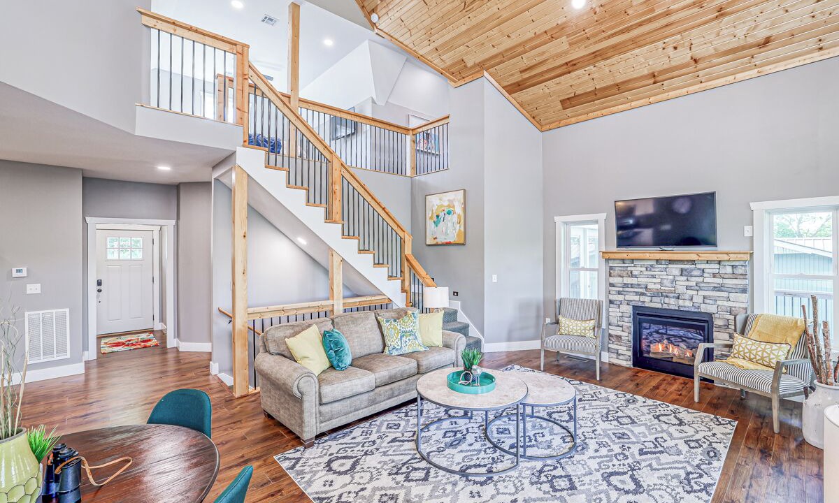 Photo of Livingroom in Linn Valley