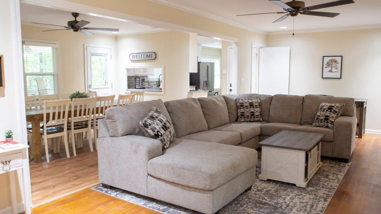 Photo of Bedroom in Northport