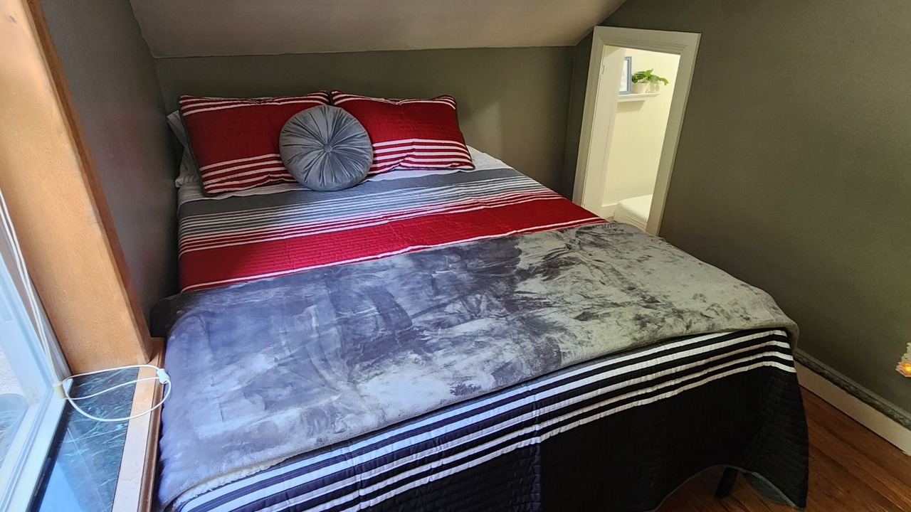 Photo of Bedroom in Craigsville