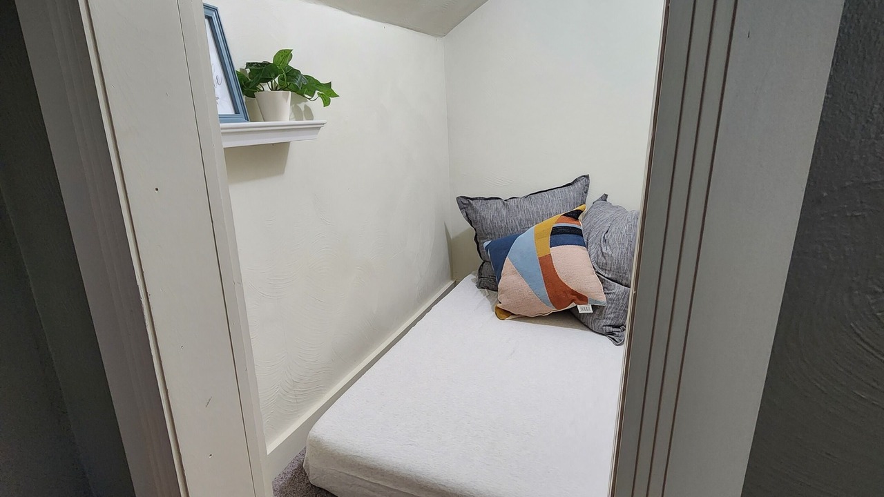 Photo of Bedroom in Craigsville