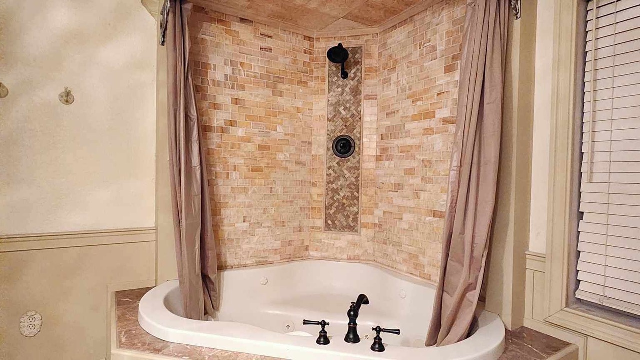 Photo of Bathroom in Craigsville
