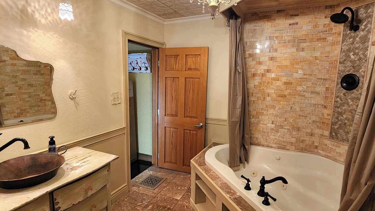 Photo of Bathroom in Craigsville