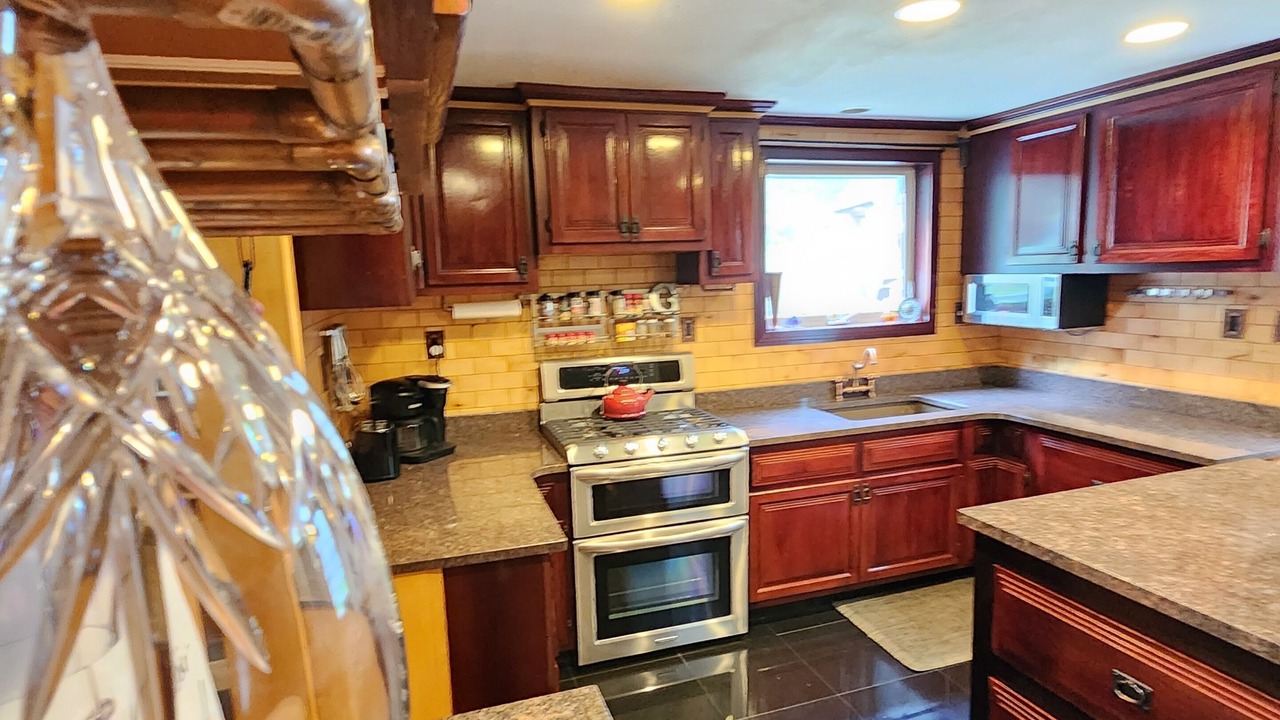 Photo of Kitchen in Craigsville