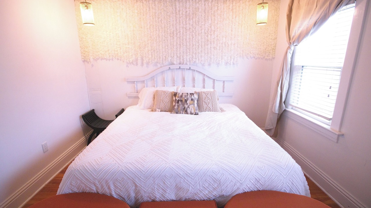 Photo of Bedroom in Homewood