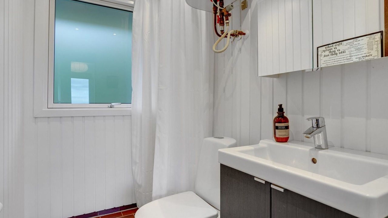Photo of Bathroom in Næs