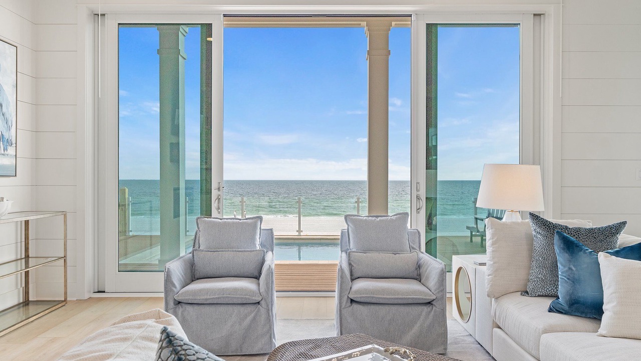 Photo of Bedroom in Orange Beach East
