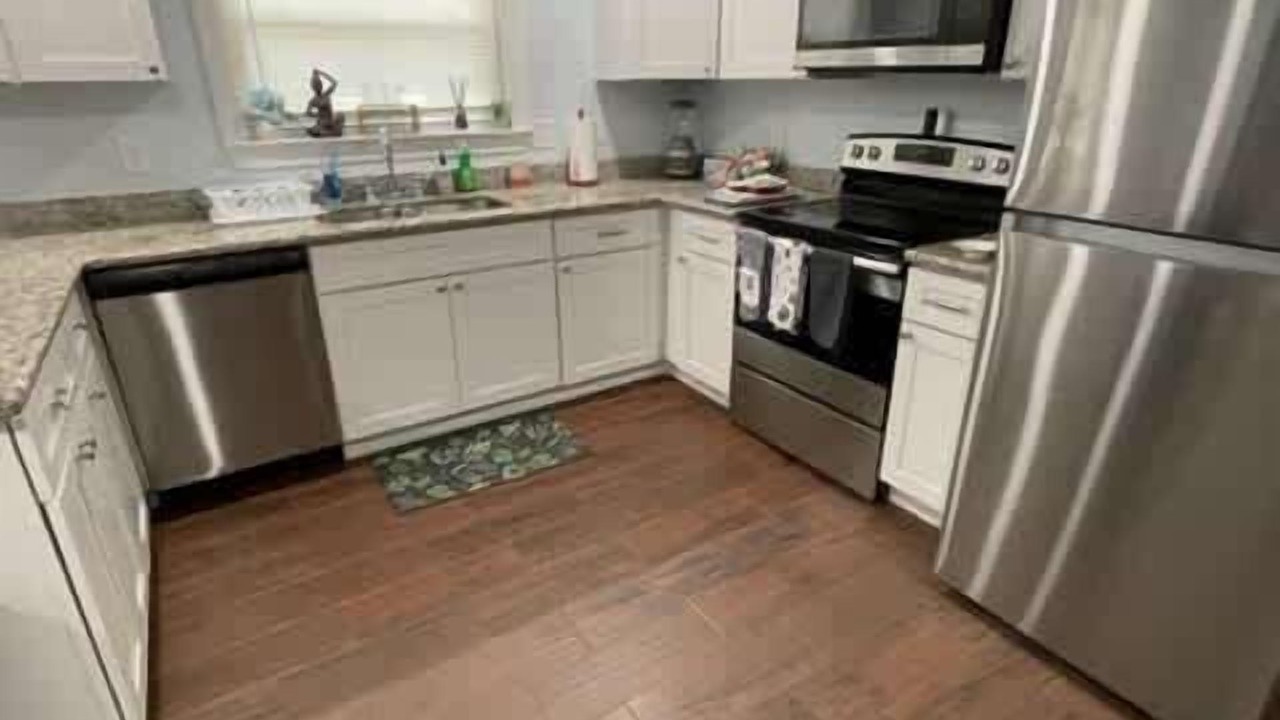 Photo of Kitchen in Highlands - Perkins