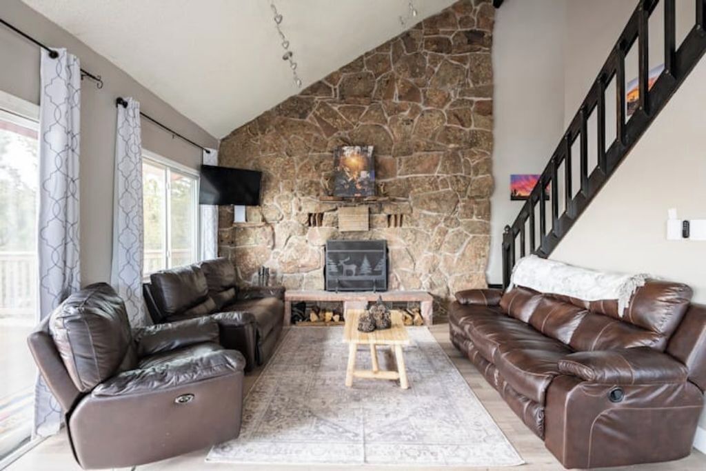 Photo of Livingroom in Crystal Lake