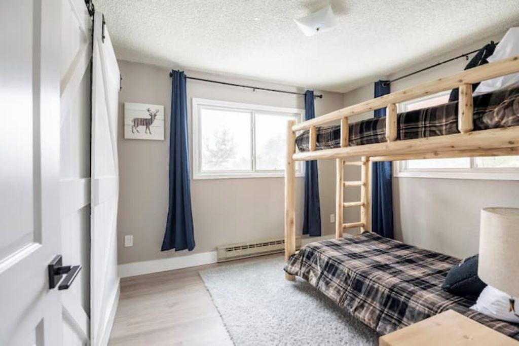 Photo of Bedroom in Crystal Lake