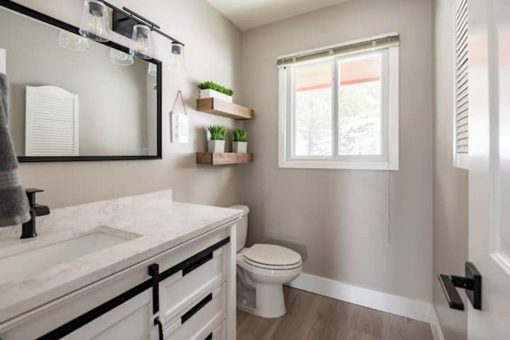 Photo of Bathroom in Crystal Lake