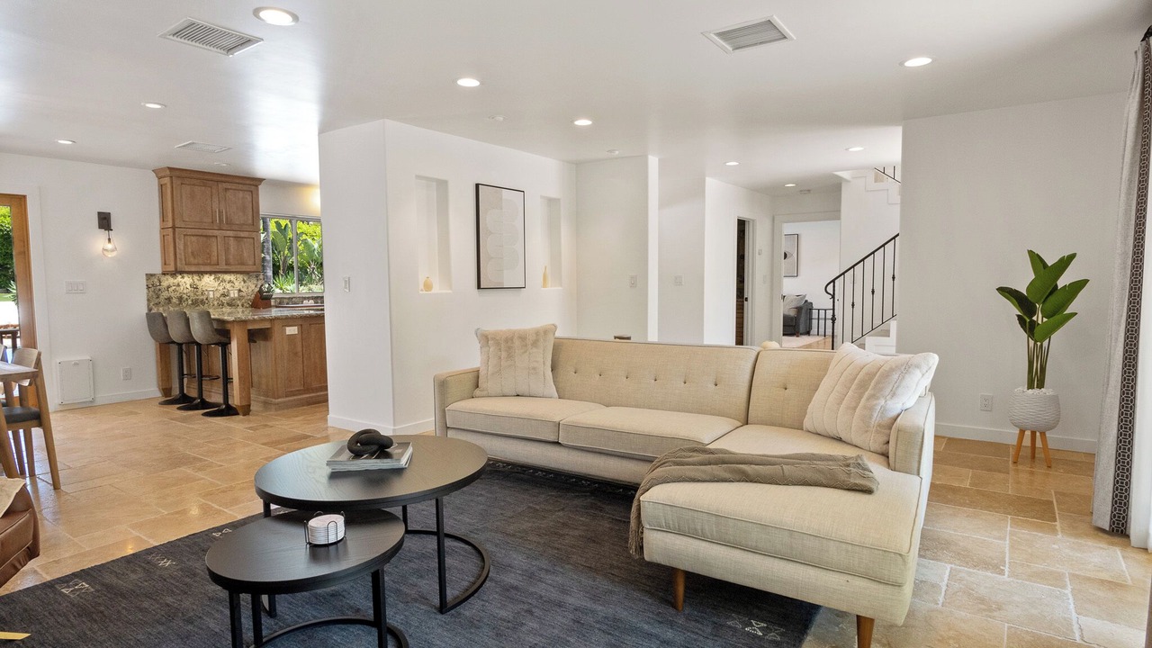 Photo of Livingroom in Campanil